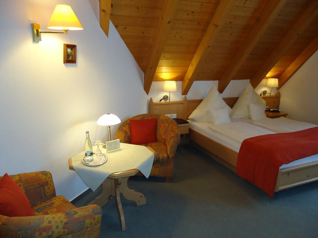 Berghotel Schiller Schonach im Schwarzwald Eksteriør billede