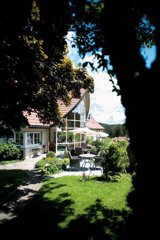 Berghotel Schiller Schonach im Schwarzwald Eksteriør billede