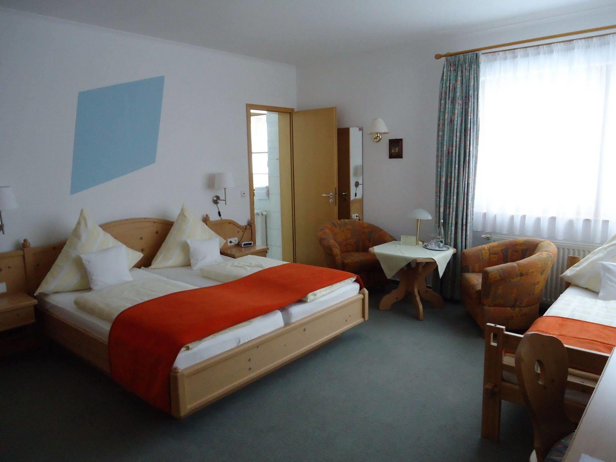 Berghotel Schiller Schonach im Schwarzwald Eksteriør billede