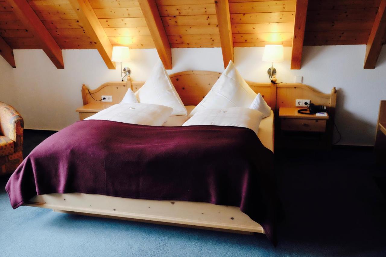 Berghotel Schiller Schonach im Schwarzwald Eksteriør billede